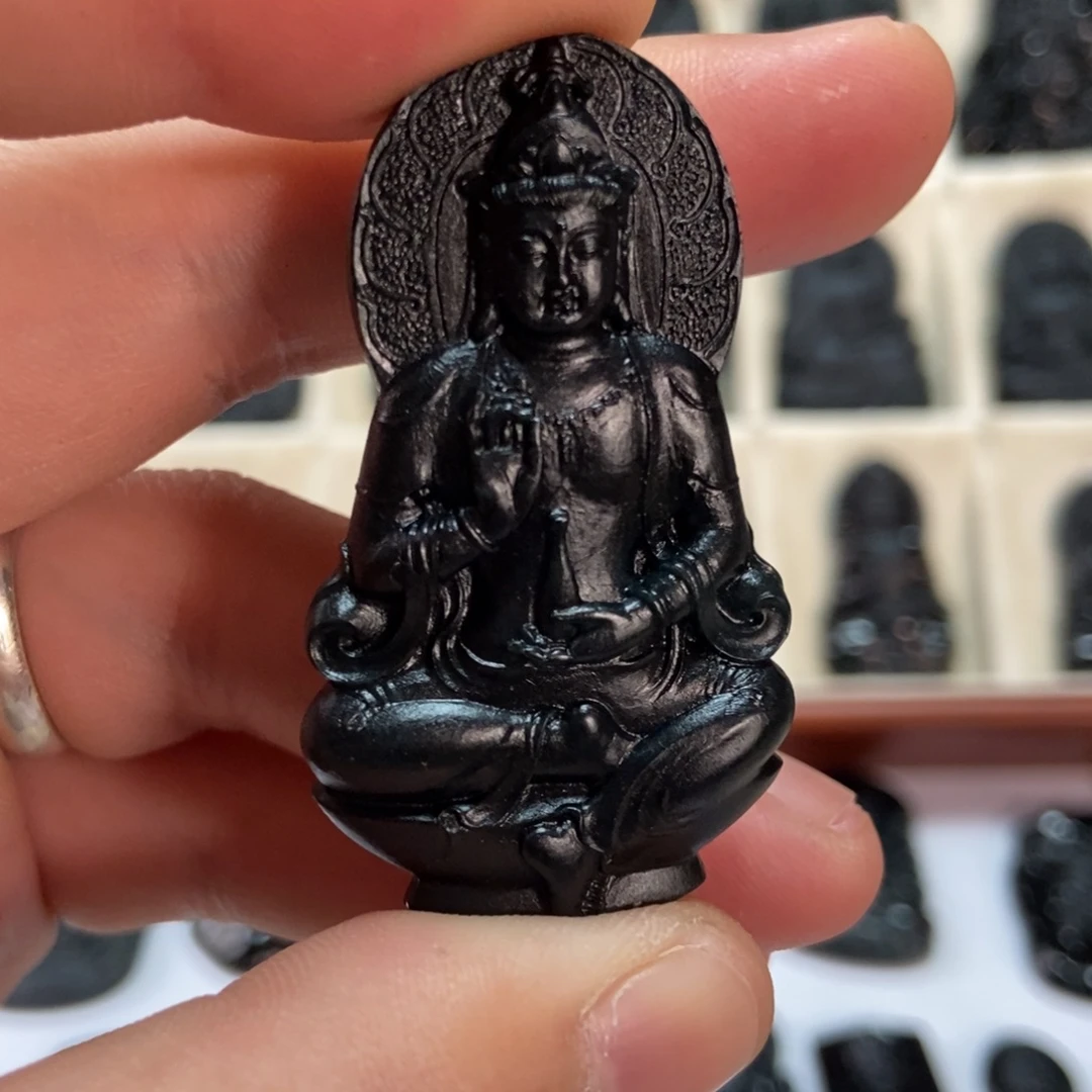 翡翠未镶嵌颈饰观音