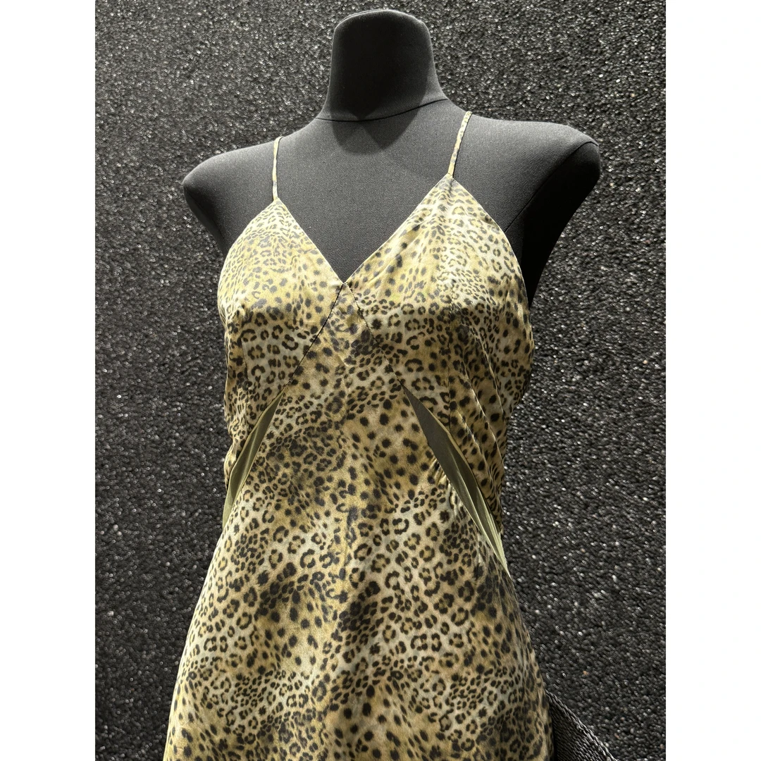 25119法式复古性感豹纹小众吊带连衣裙夏季设计感海边度假长裙