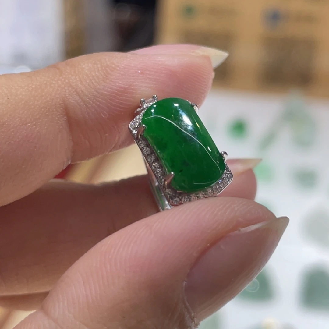 翡翠颈饰银S925镶嵌翡翠