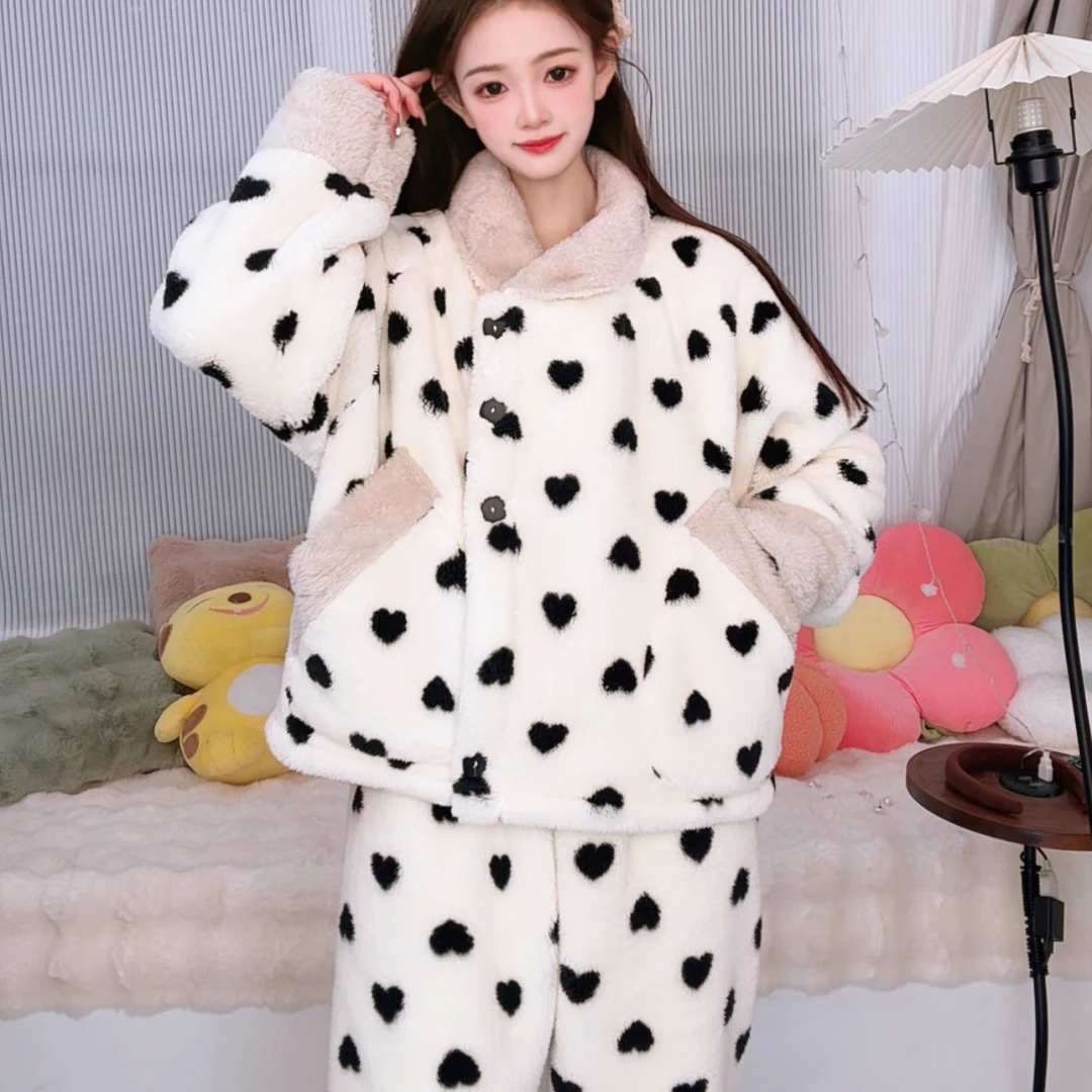 正版清货价冬季毛茸茸加厚保暖睡衣长袖可爱休闲家居服女外穿波点