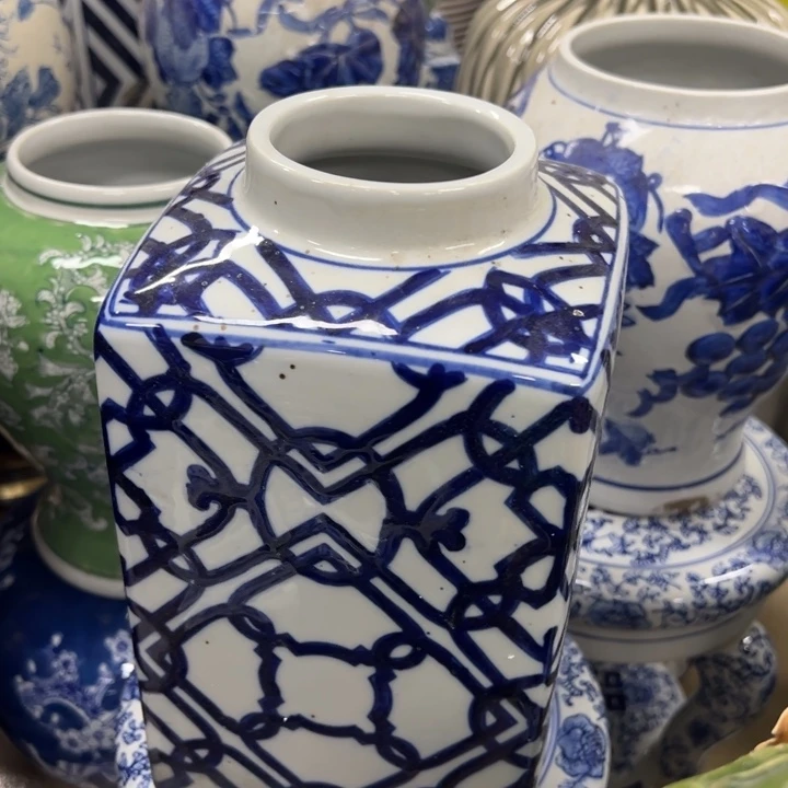 瓷片微瑕。。。。。。。。。。。