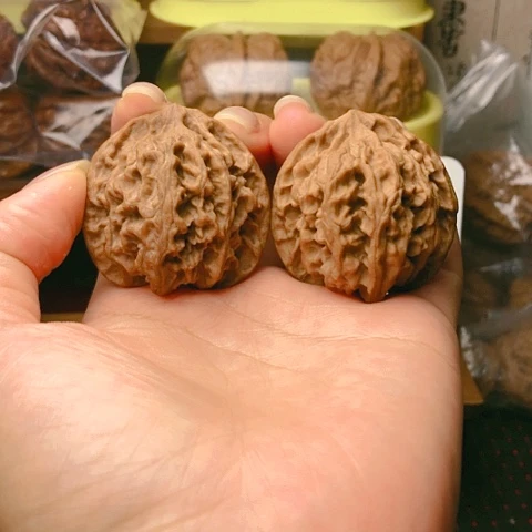【闪购商品】文玩核桃吊坠苹果园