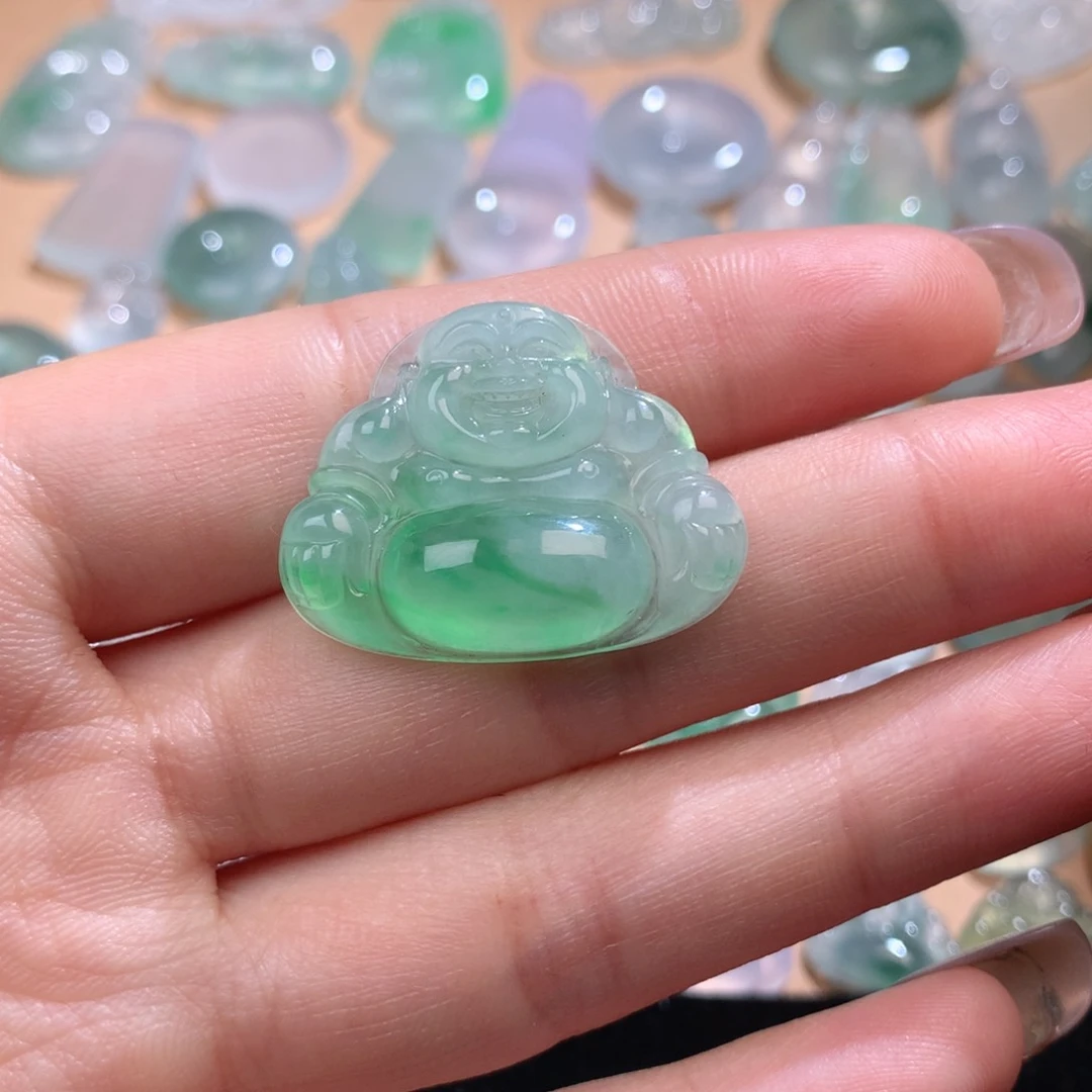 翡翠挂件未镶嵌佛