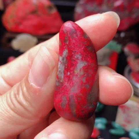 昌化鸡血石昌化鸡血石挂件