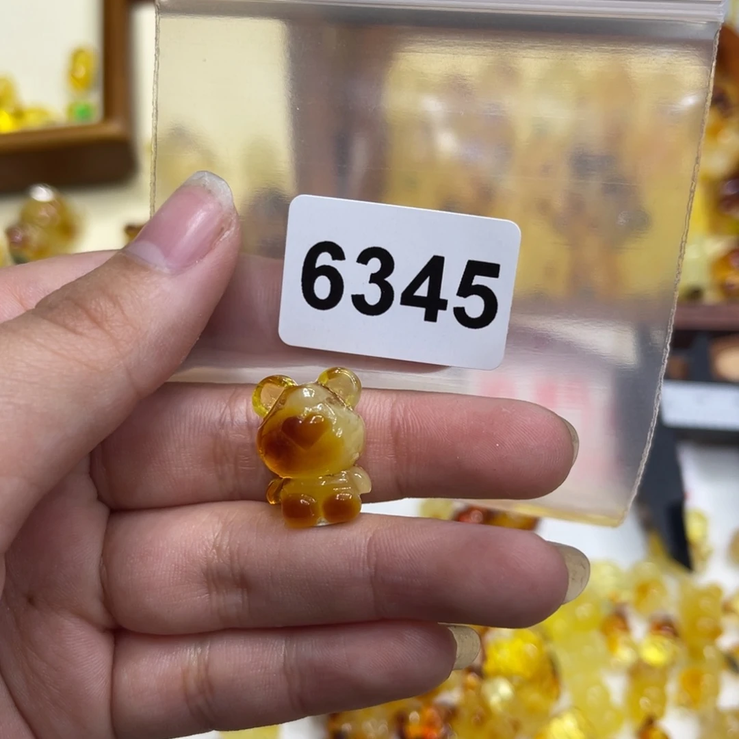 琥珀珠宝奇石未镶嵌