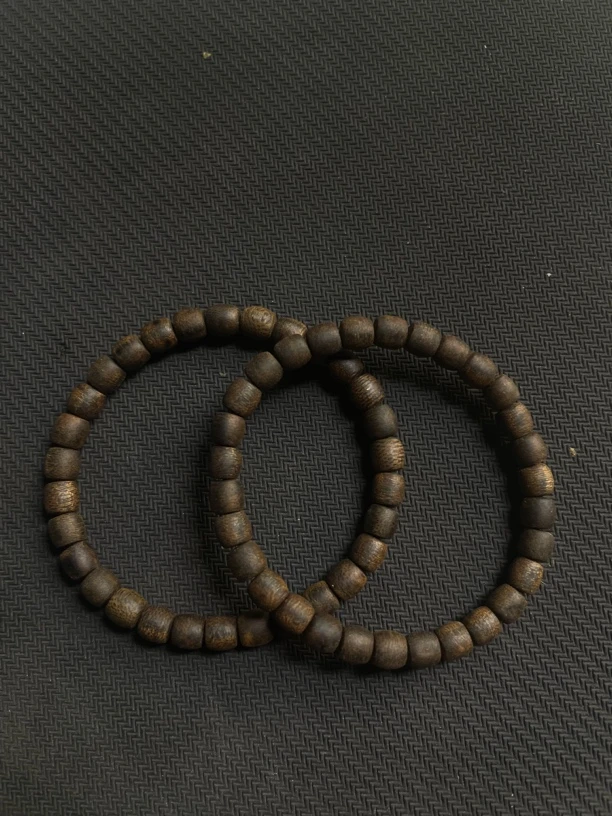 沉香F31-3奇楠沉香06沉水鼓珠单圈多样性发一