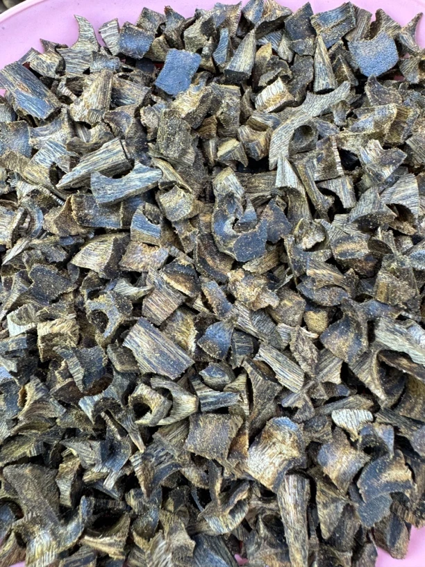 沉香绿奇楠熏香料高品质碎料50克