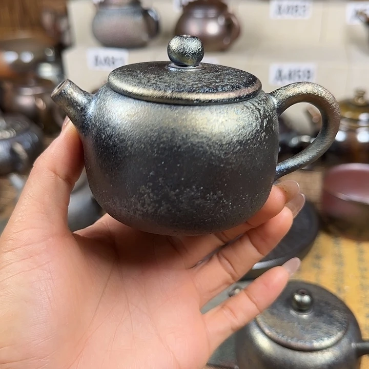 单***豆云南建水紫陶古法柴烧壶