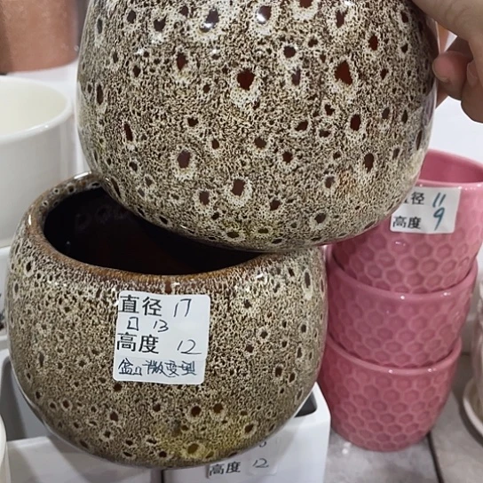 多肉绿植陶瓷花盆9.9包邮，有孔