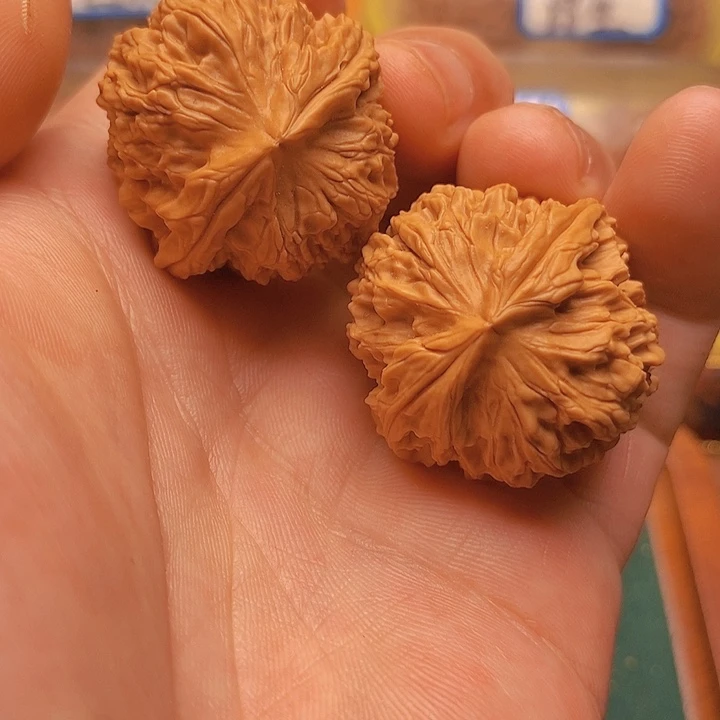 文玩核桃把件34全品野生疆王狂野