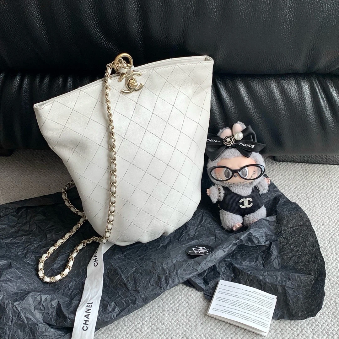 95新 Chanel/香奈儿 CC 白金水桶双肩包23cm 15294279