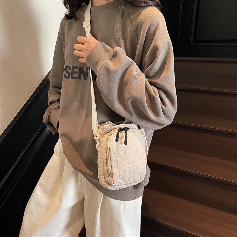 韩版休闲百搭小方包2025春季新款时尚帆布小方包高级感潮流斜挎包