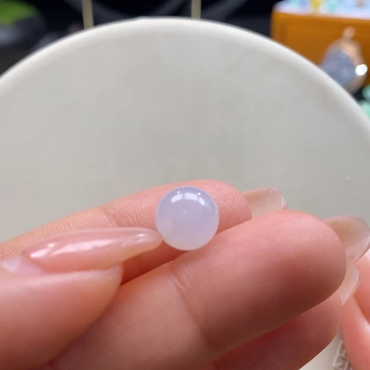 翡翠吊坠(不含链)未镶嵌翡翠淡色圆珠