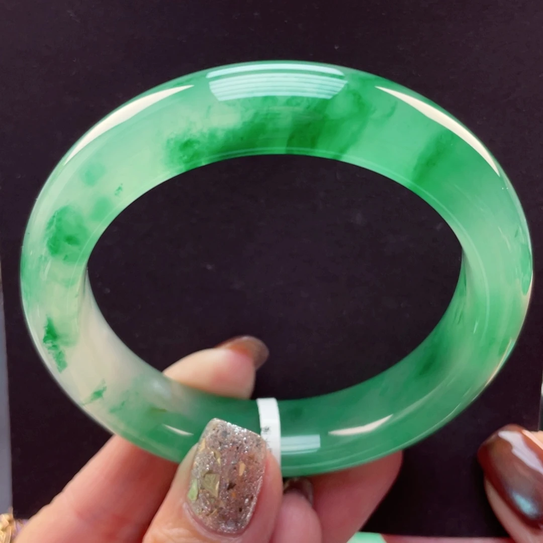 好***亮石英质玉未镶嵌手镯56-57