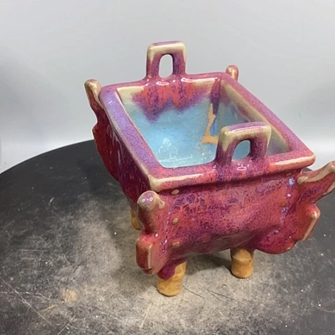 摆件钧窑四方鼎造型独特