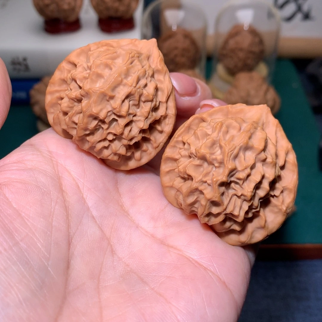 文玩核桃把件龙鳞