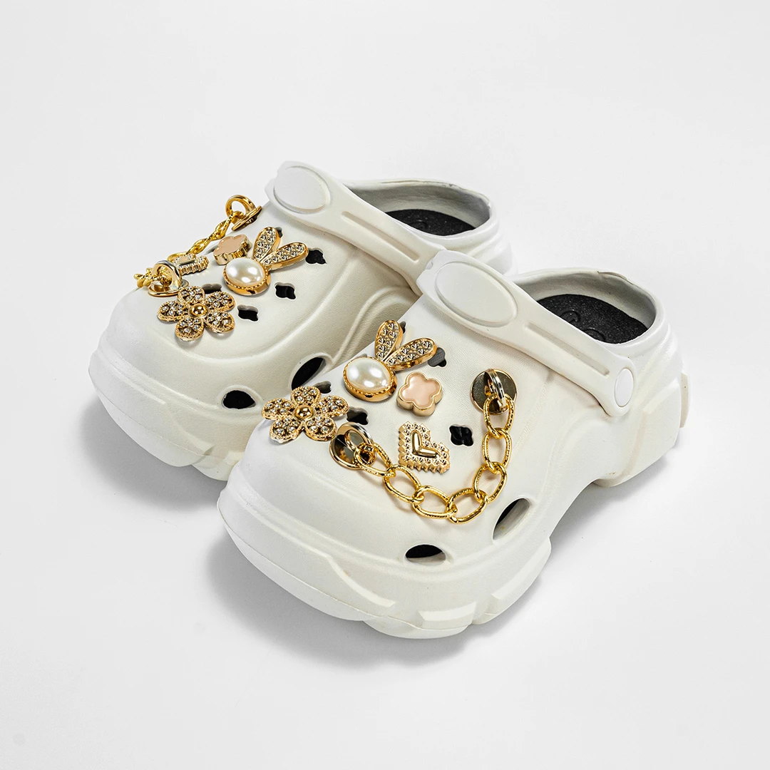 新款卡通金链兔子EVA洞洞鞋夏季外穿百搭男女童软底防滑凉拖鞋