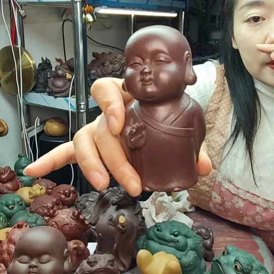 焕****紫砂茶宠宜兴紫砂紫泥小沙弥
