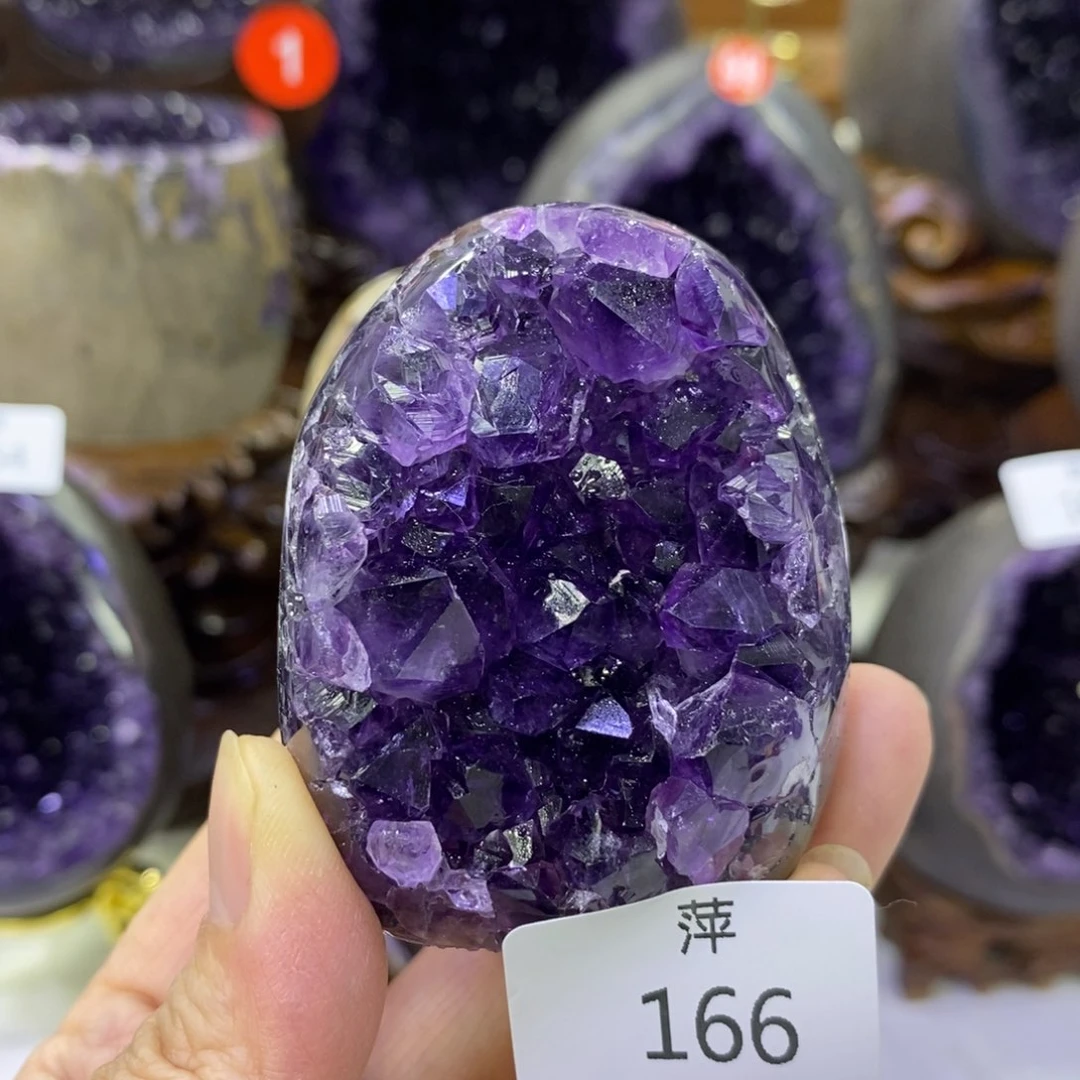 未镶嵌水晶大型摆件（非配饰）