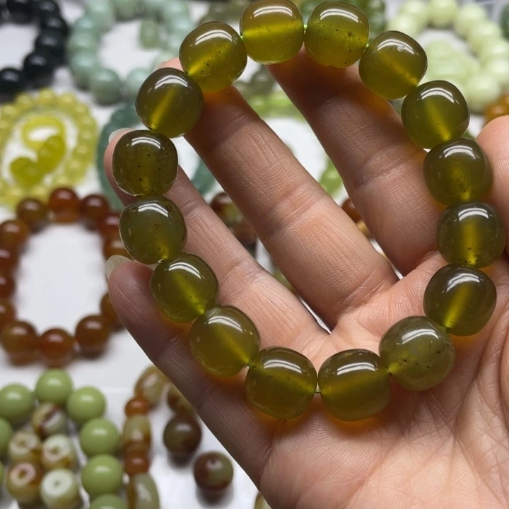 蛇纹石玉手串未镶嵌