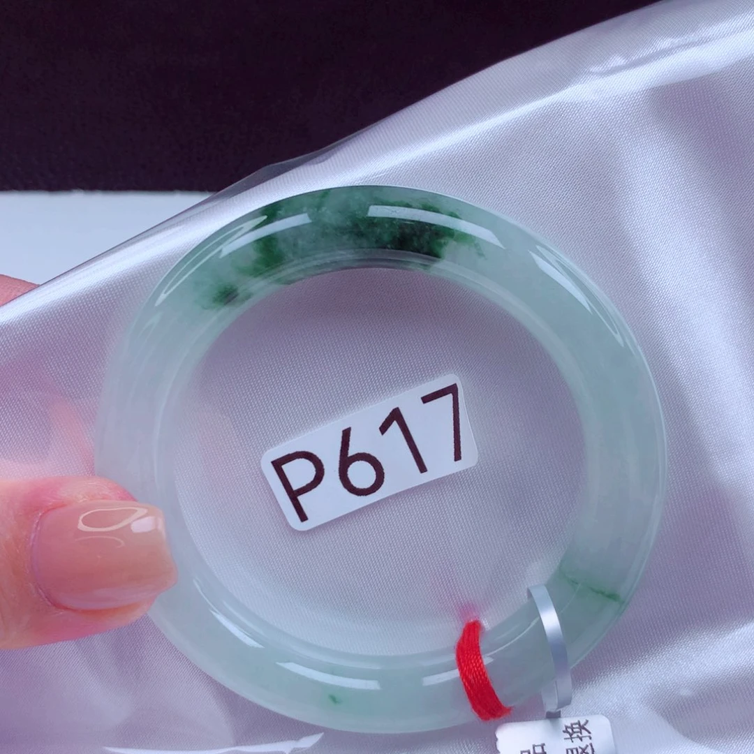 翡翠未镶嵌手镯手镯