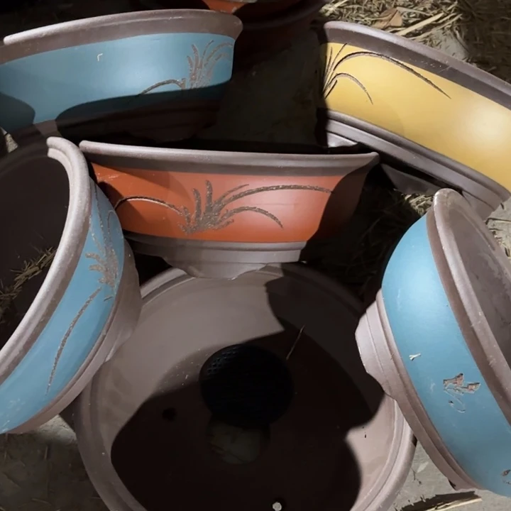 紫砂花盆100-6。          