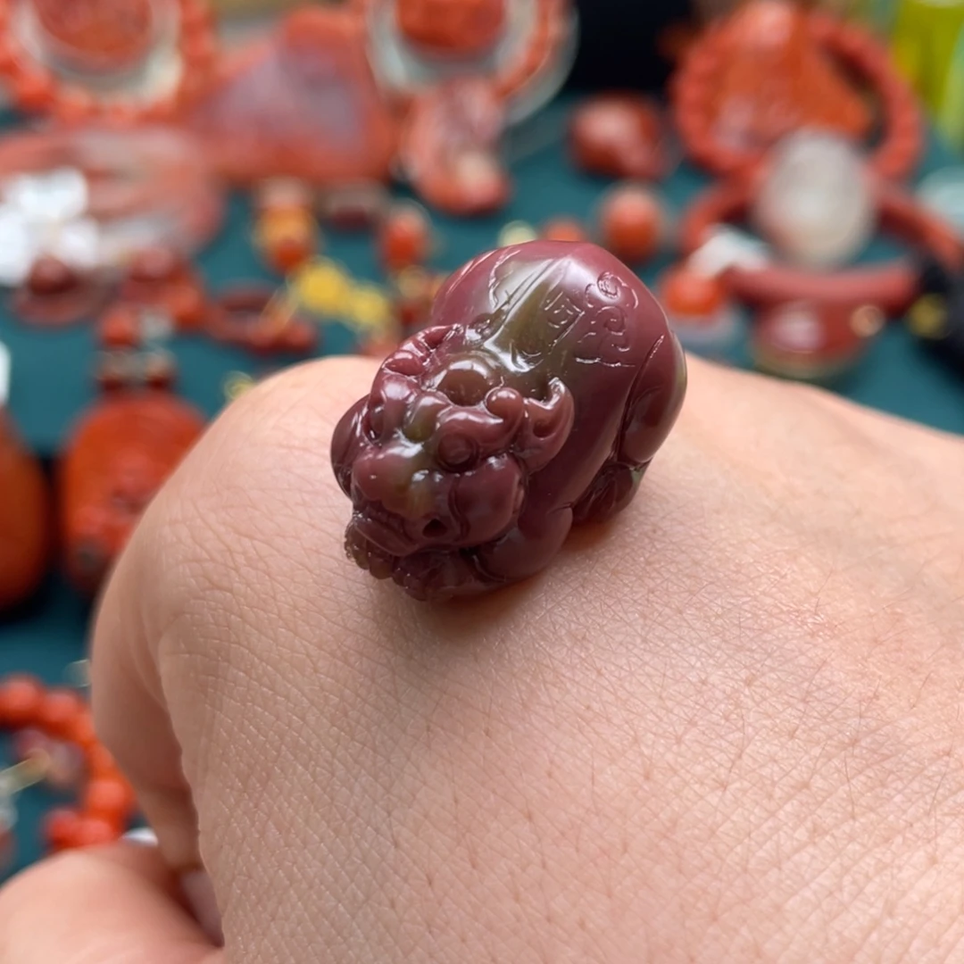 安***若玛瑙/玉髓未镶嵌盐源玛瑙貔貅吊坠