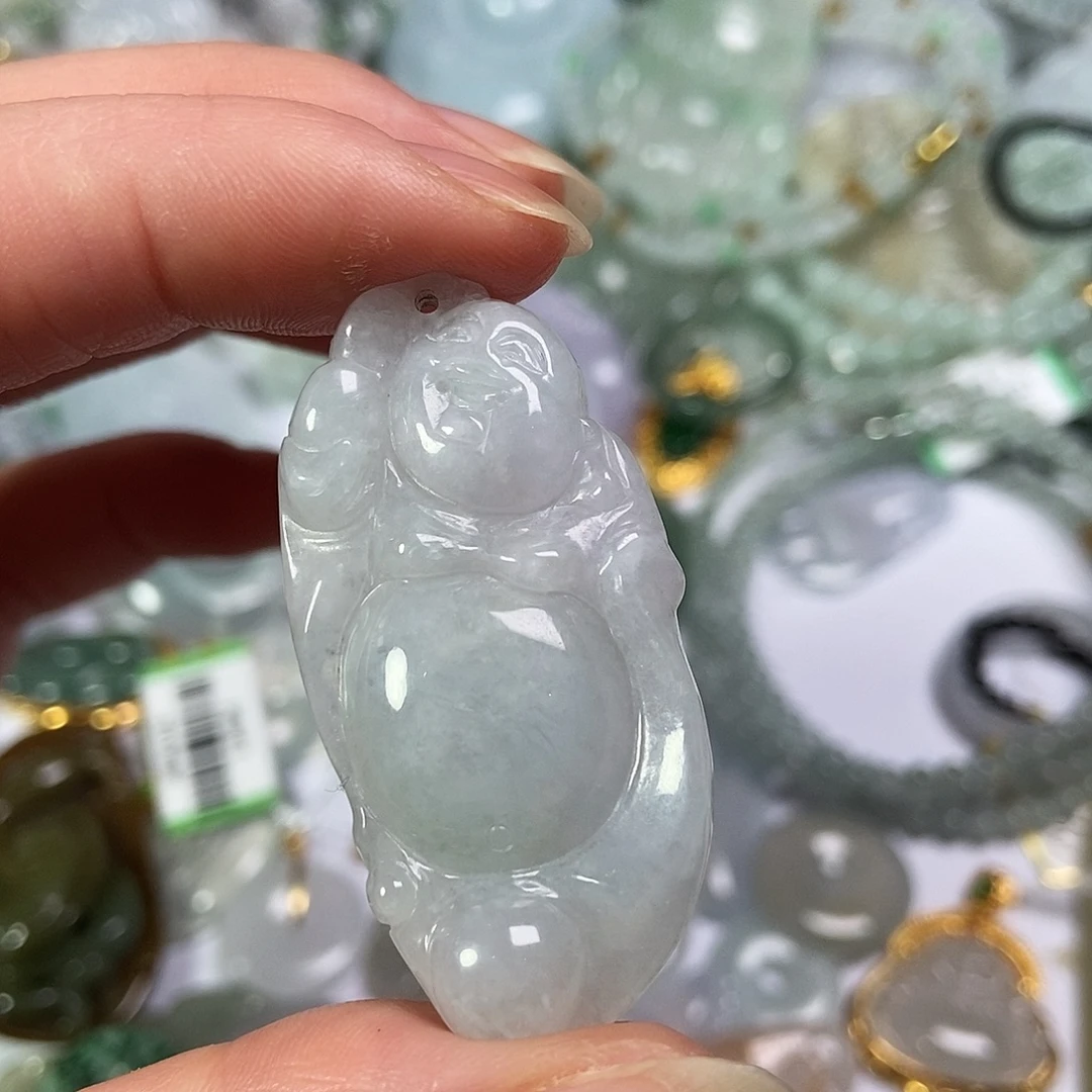 翡翠未镶嵌颈饰智慧佛