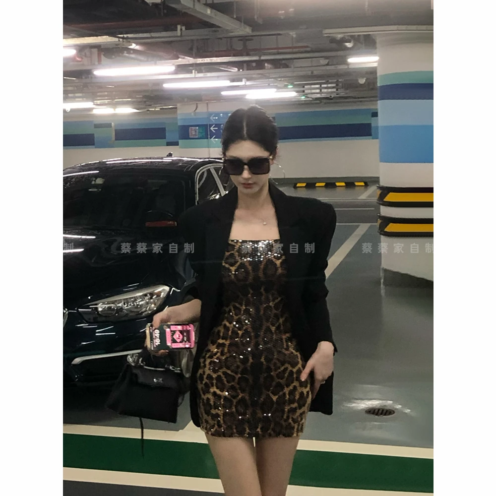 蔡蔡家「炸街酷辣」辣妹豹纹珠片吊带抹胸连衣裙性感包臀短裙99099#