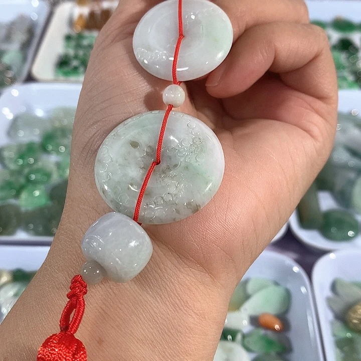 翡翠未镶嵌吊坠(不含链)车挂