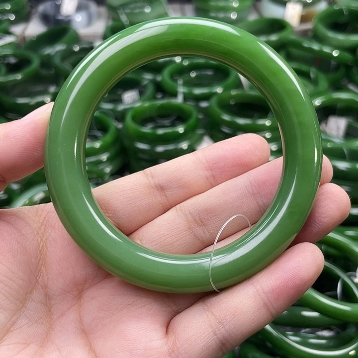 未镶嵌手镯和田玉（碧玉）