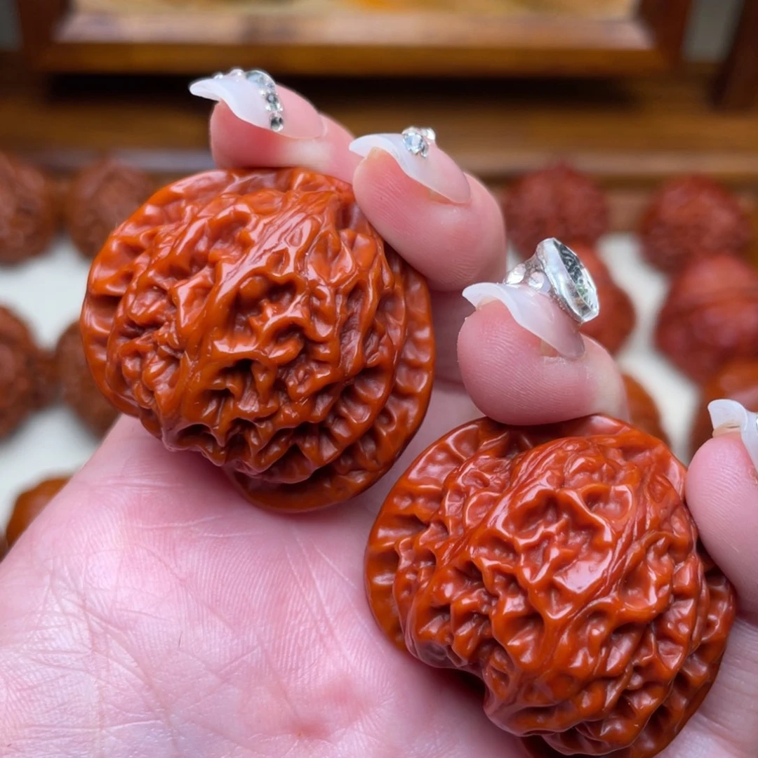 文玩核桃把件宫灯 38