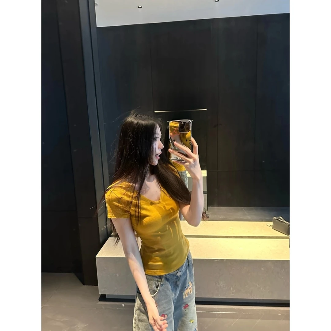 79天丝17羊毛三色基础款T 上身超舒服  颜色嫩嫩 小众修身设计感