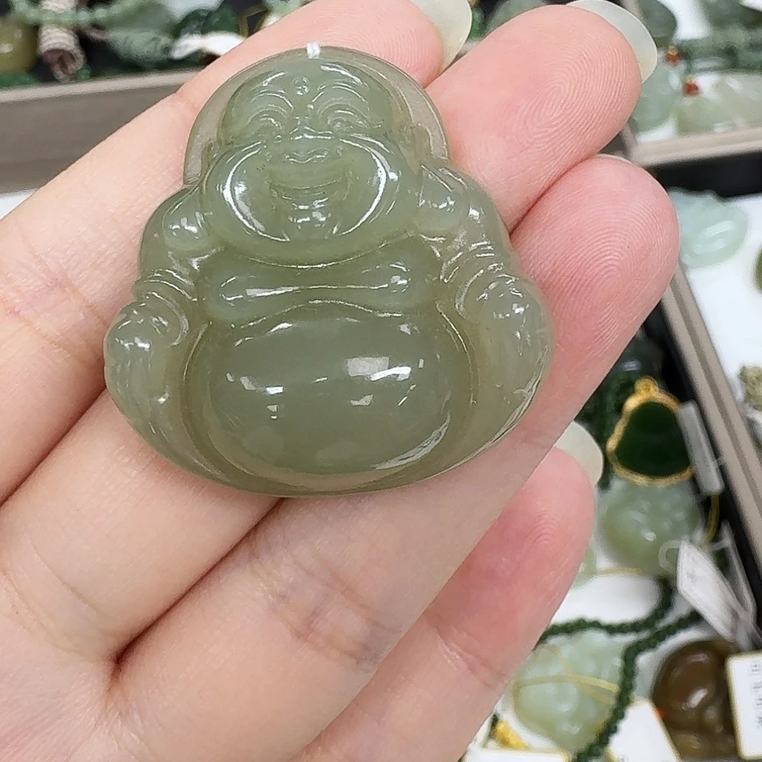 和田玉未镶嵌颈饰云**梦