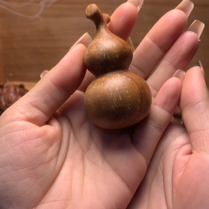 檀香木其他老山檀香手把件