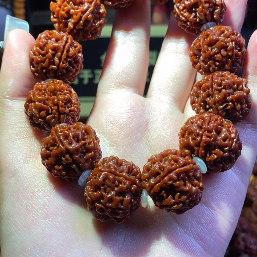 吊坠金刚菩提226原生态玉化