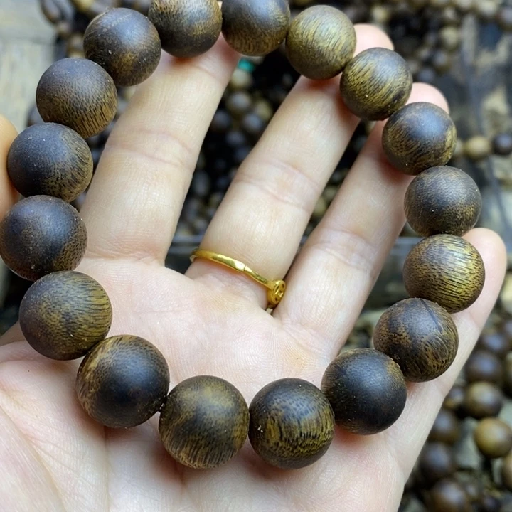 沉香碎屑沉香棋楠沉香圆珠卡13mm克重17克