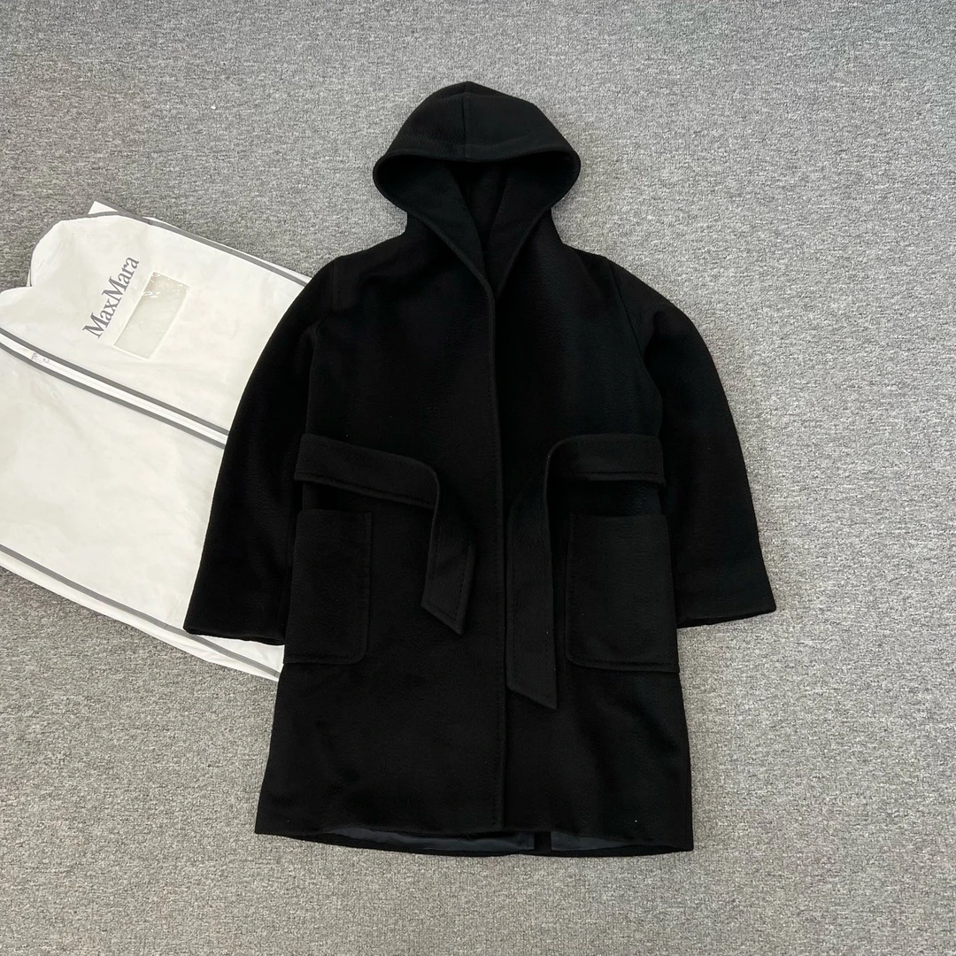 99新 MaxMara 黑色 连帽 大衣