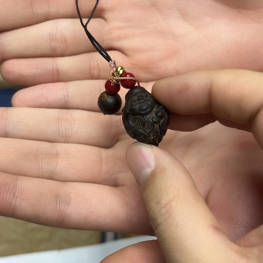 大叶紫檀（黑酸枝木类）