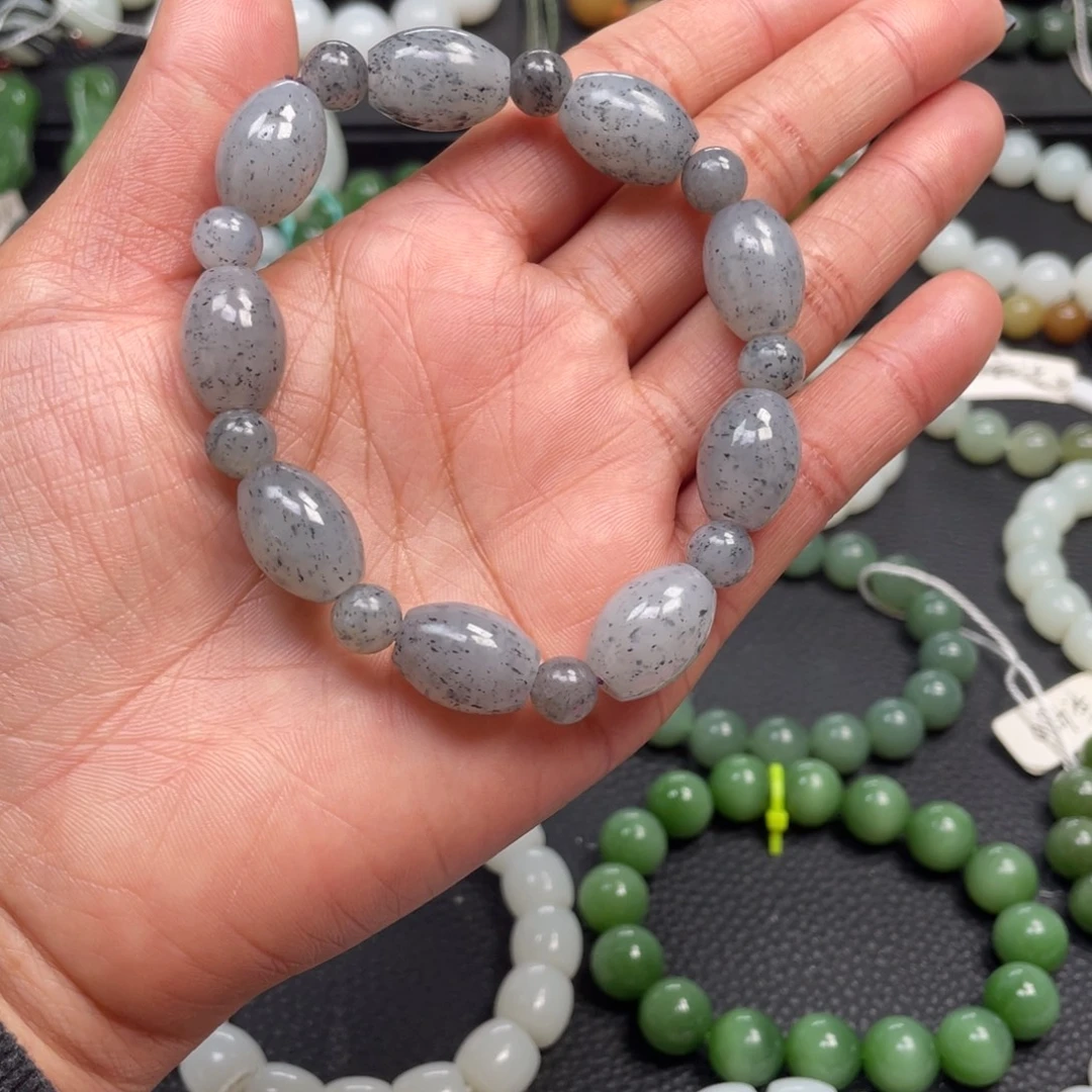 和田玉未镶嵌手链