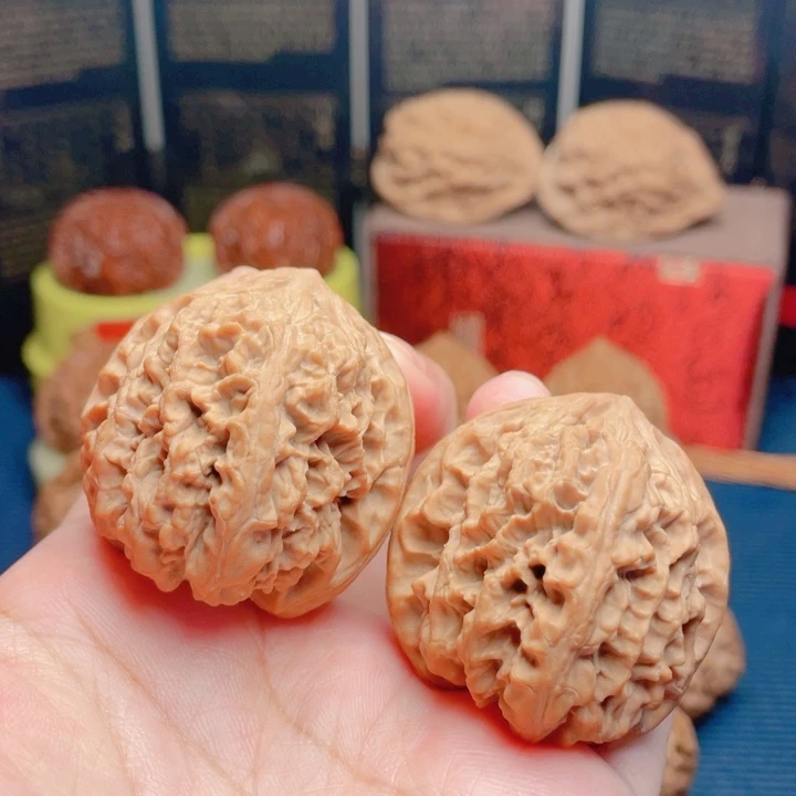 文玩核桃吊坠38全品野牛狮子头