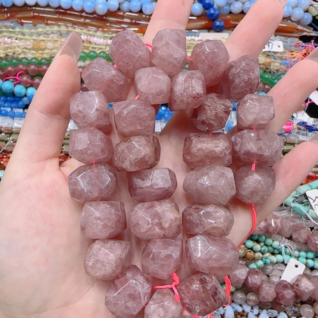 玛瑙/玉髓未镶嵌珠宝半成品老矿草莓晶切面一条