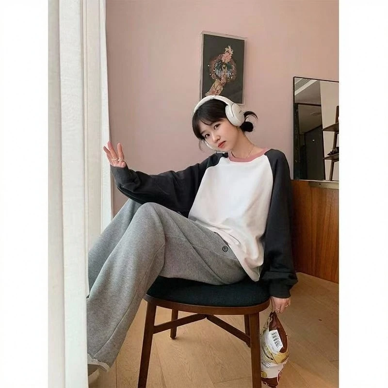 B 门店40&9！一件很有感觉的卫衣，100棉材/撞色圆领休闲上衣D00018