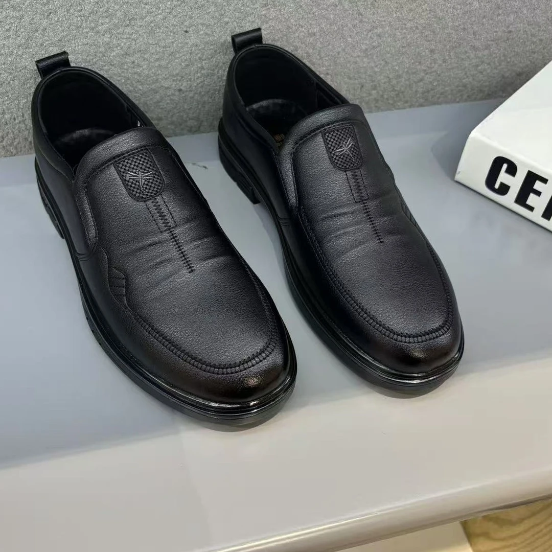 一分利鞋城新款时尚男士皮鞋5801