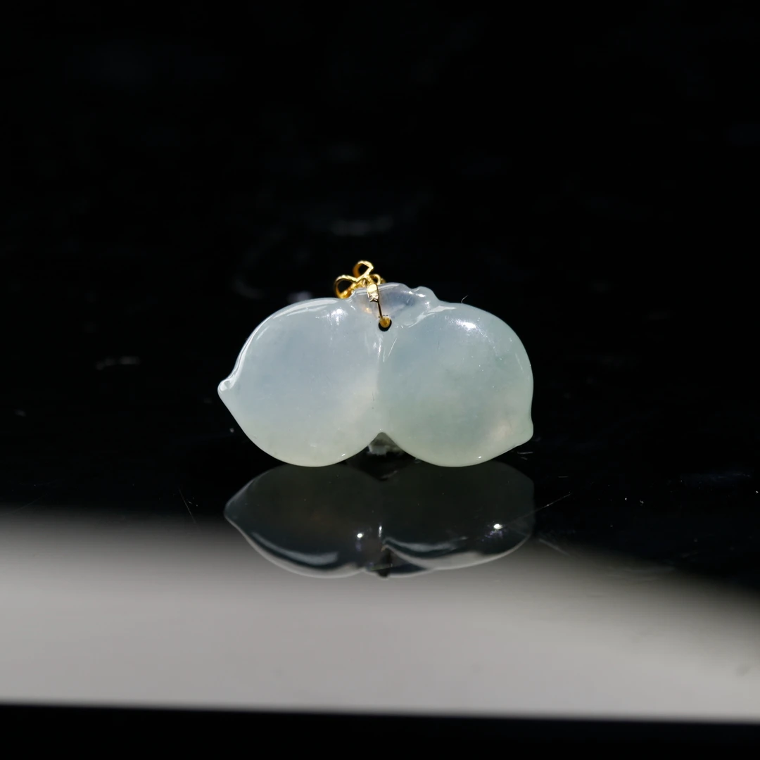 32天然缅甸翡翠A货18k冰吊坠/300318/上海嘉禾拍卖