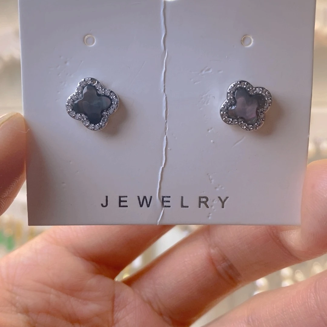 淡水珍珠耳饰未镶嵌