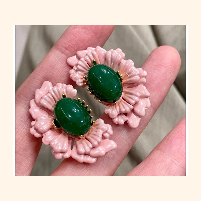 铜合金锆石耳饰 装饰气质镶嵌新款古典淡粉海棠花耳钉适合女士彰