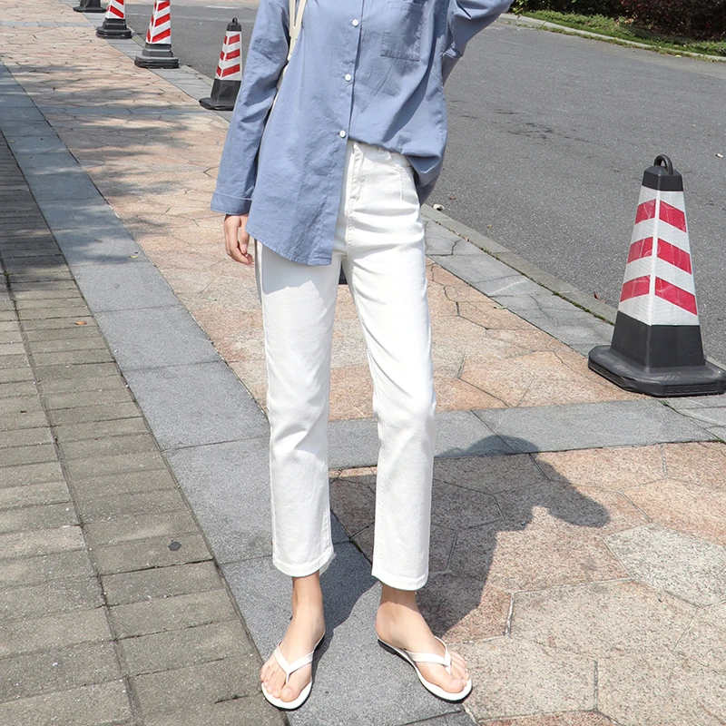 2025新款白色烟管软牛仔裤女小直筒修身显瘦小个子窄版直筒法棍裤