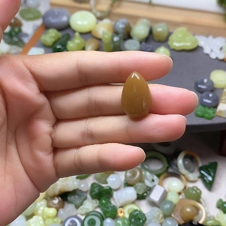 未镶嵌和田玉挂件