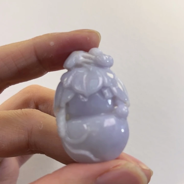 翡翠吊坠(赠链)未镶嵌代编织